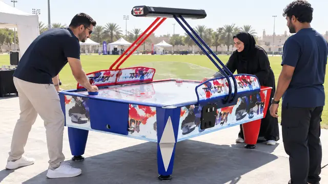 الهوكي الهوائي في حفلة أطفال